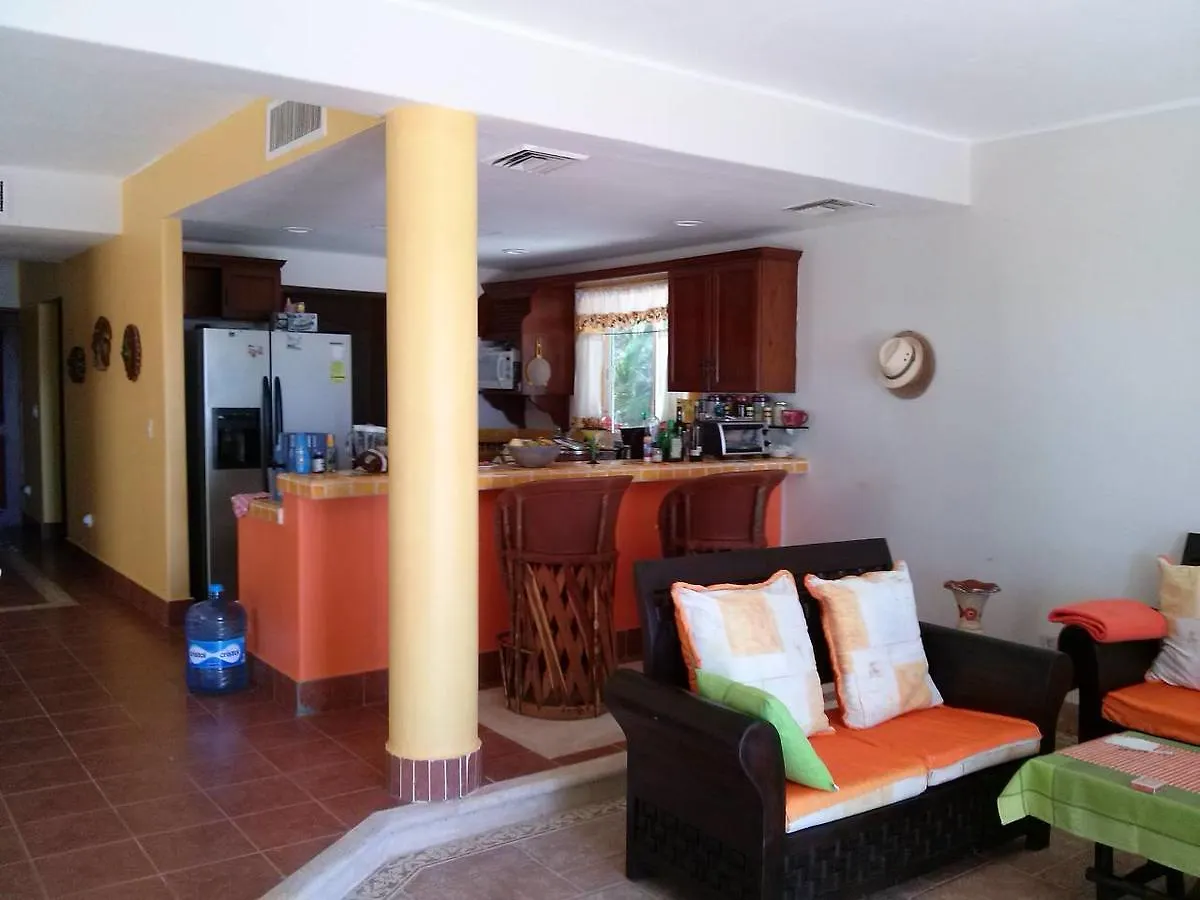 Casa Niwinski Puerto Morelos 0*,